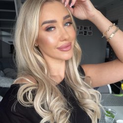 Paulina blonde MILF #PAWG #xiaMAUG1