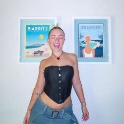 Fit girlfriend shared by BF, with tight body 🥵 #el5in94v