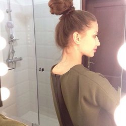 Julia Wieniawa Polish actress cum tribute #1C9wDLuV