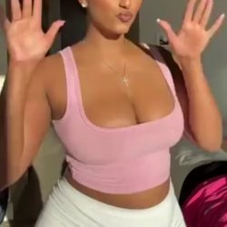 Thick Busty n Curvy Changing Clothes #AI1E6OML
