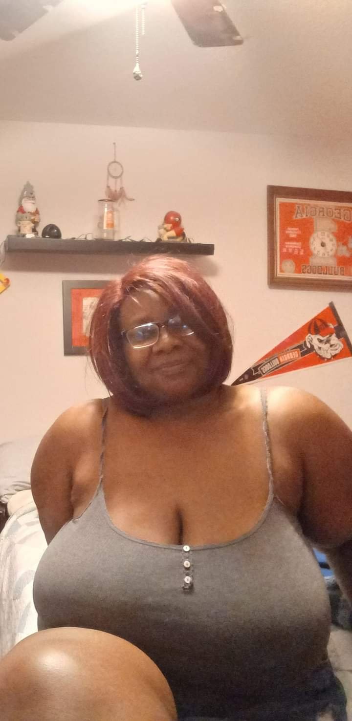 Amazon SSBBW Granny With Jumbo Titties #C24Z6bQC
