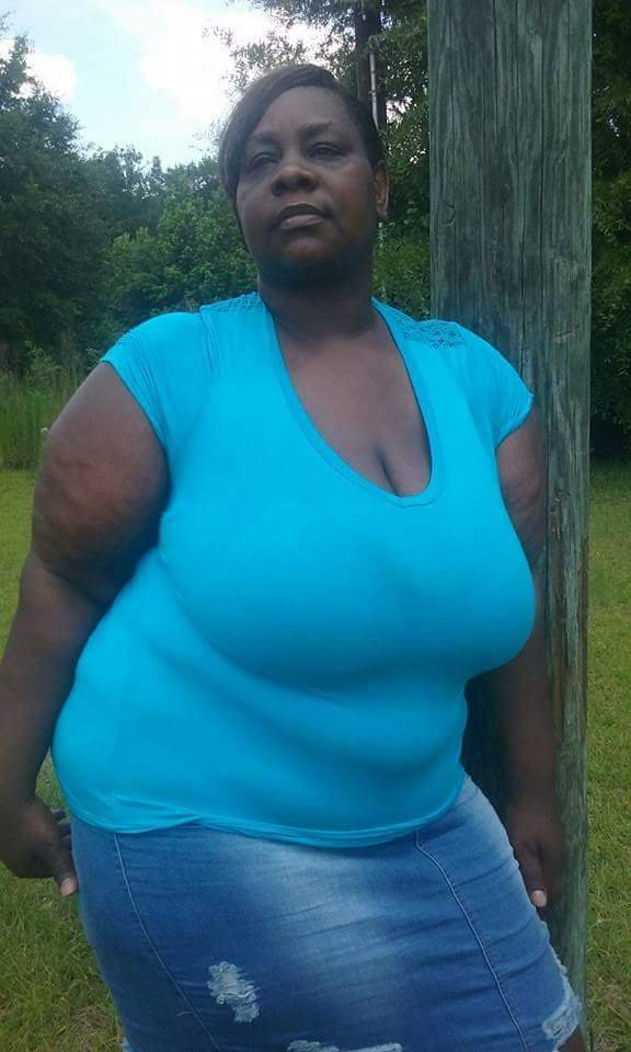 Amazon SSBBW Granny With Jumbo Titties #DWw19DPx