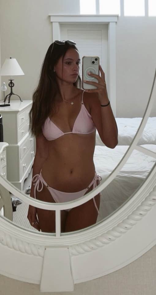 Sweet and innocent white girl #7c6Oe0so