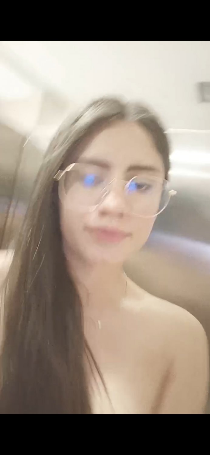 C4_Lauren Sexy Latina Live #vVMvUQk2