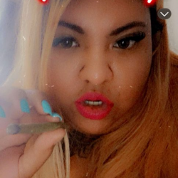 who has more of this fat bitch naomi 👀 #rxwxpTA3