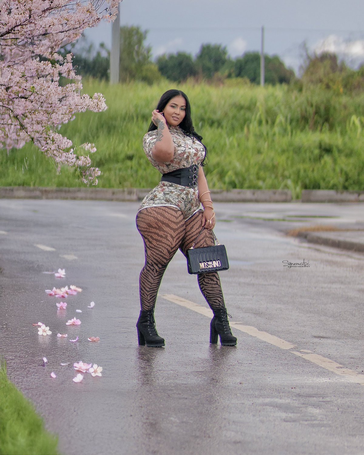 Thick Trinidadian baddie twerking fat ass #ck4EHNIU