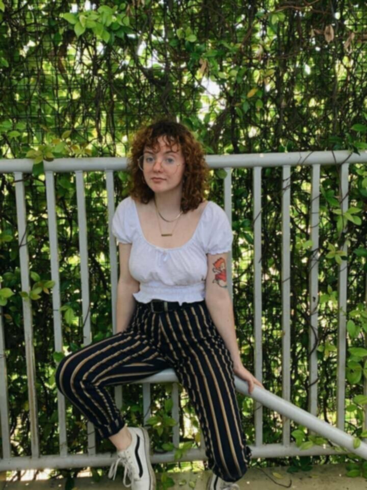 Nerdy Sage shows off her fat ass and rack #ZS7J4MJ4