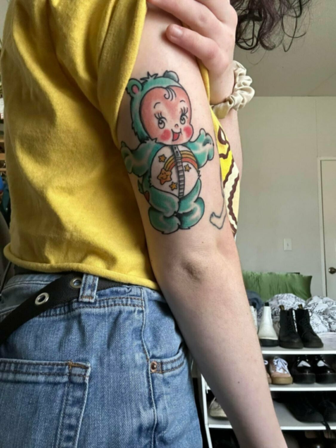 Nerdy Sage shows off her fat ass and rack #tHhC9ii0