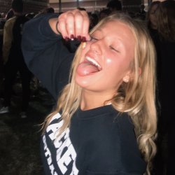 Sarah - Bowling Green #60gLrEYw