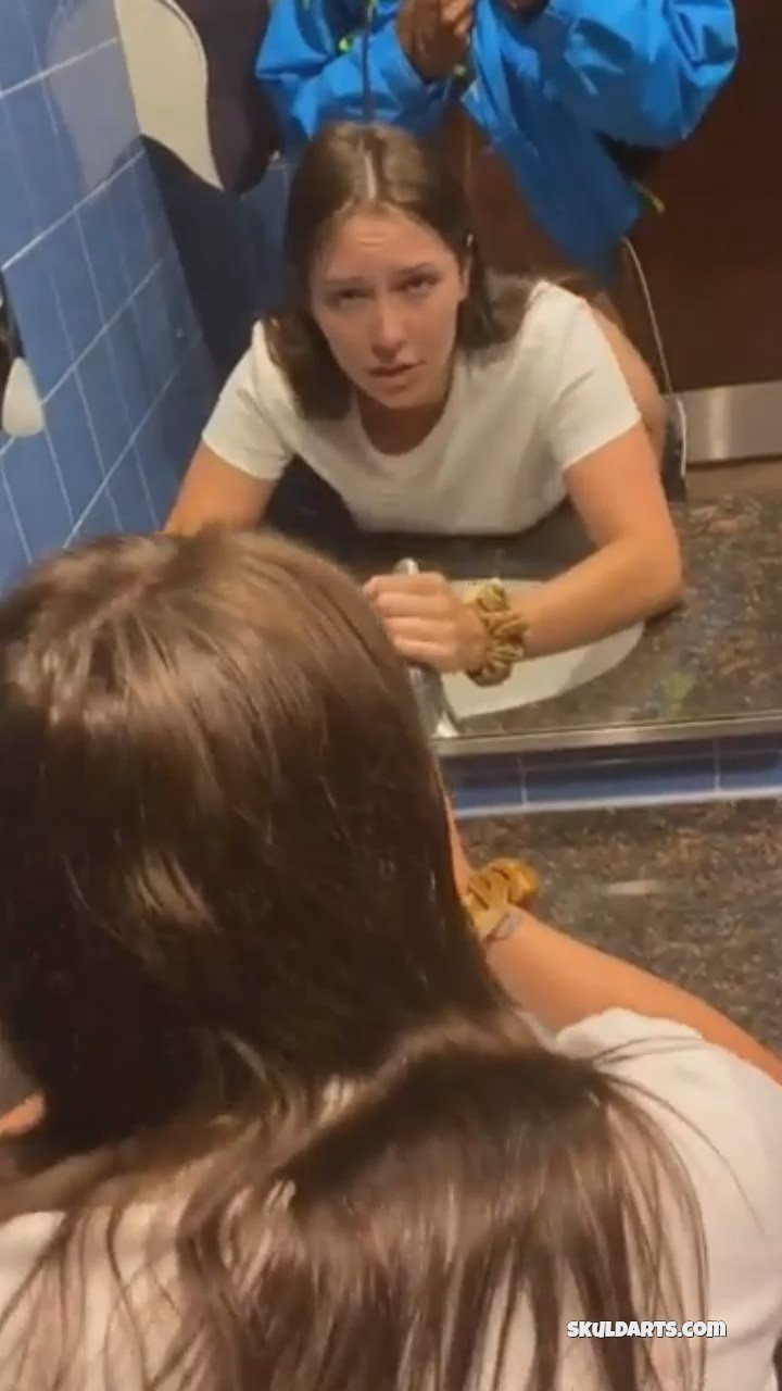 Slut girlfriend cheats on boyfriend with her friend bbc #5V0ToeXV