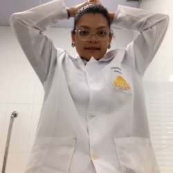 PUTINHA FEZ LIVE SE MOSTRANDO NO TRABALHO #GB0527qK