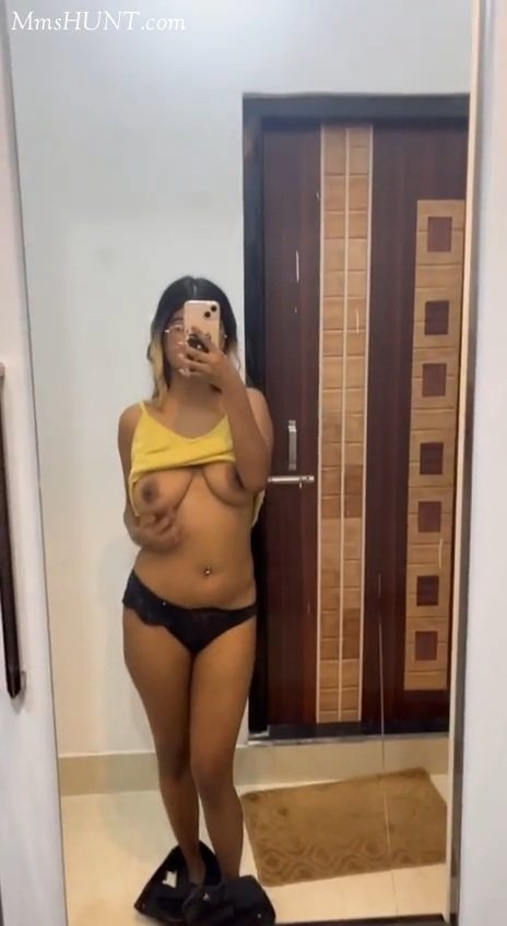 Indian influencer exposed her self #EQDtEpTC