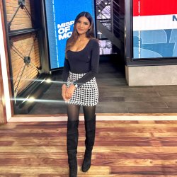 Emily Agard. I wonder if this desi brownie knows thousands of guys beat off to her tits n feet #3kxOiNNI
