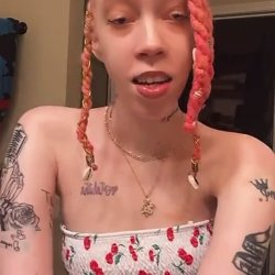Horny albino girl that can twerk that ass would u fuck her #h6VZzapC