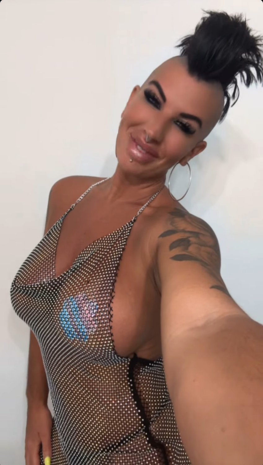 Mohawk milf #5rTr2e1v