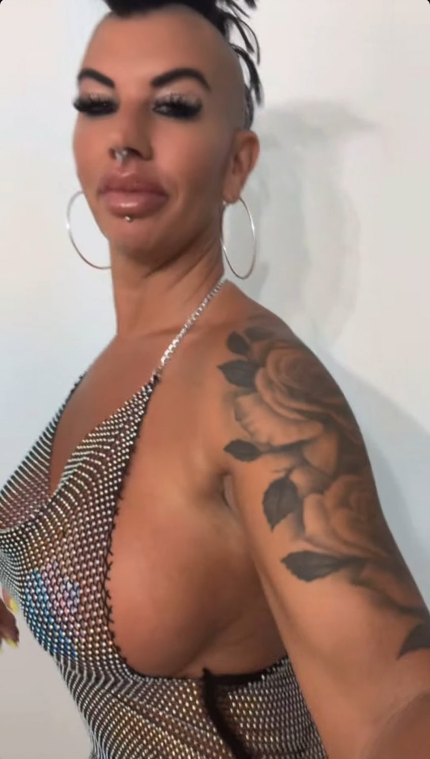 Mohawk milf #HIIRNjDP