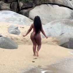 More cheeks #BKo8JLmR