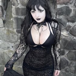 Gorgeous Gothic Lady, with Milk-White Melon Tits. Curvy & Sexy #tij8oAnw
