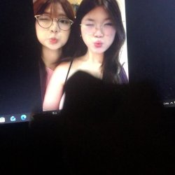 Cum 2 bé cực đã #zVkgvAQA