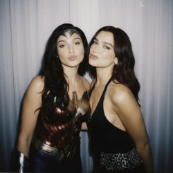 Gal Gadot and Dua Lipa #F2kRr0E1