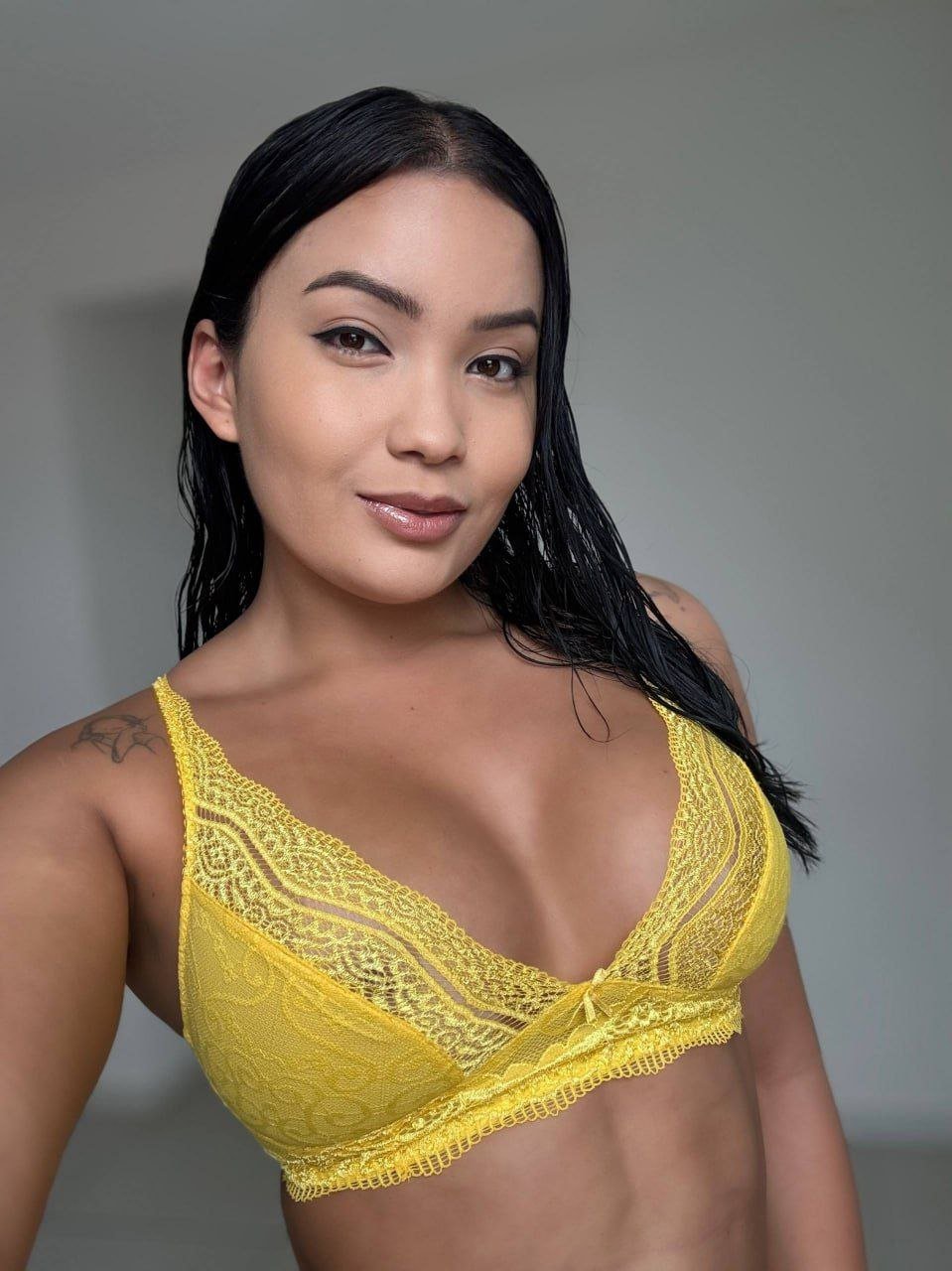 Perfect tits and body on beautiful model - ˥ᴉuɐ Nɐʞɐɯnɹɐ #Y83Bti9V